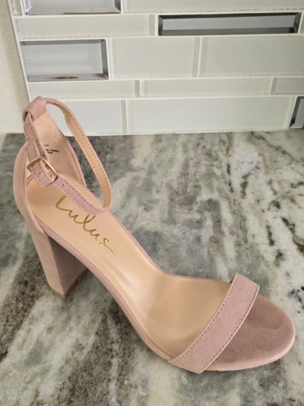Lulus Taylor Blush Suede Block Heel Sandals - Size 8 - NWT